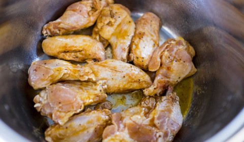 Alette di pollo nella Slow Cooker