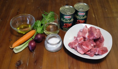 Ingredienti per ragù di maiale Slow Cooker